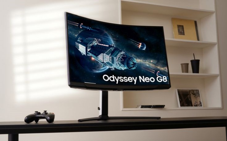Odyssey Neo G8_2.jpg